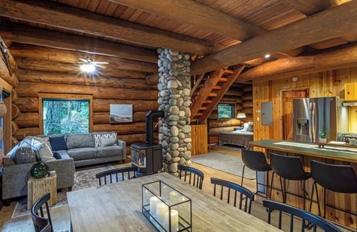 Glacier House | AlpenView | Hot Tub, Sauna, Pool + Mt. Views