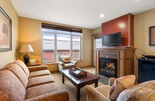 Kellogg Apartment | Amazing Private Condo at Silver Mountain Morning Star Lodge