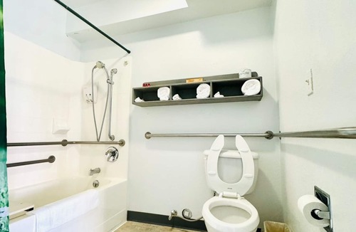 Salmon Hotel | Americas Best Value Inn Salmon