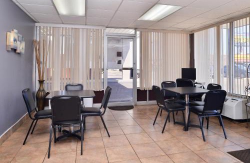 West Monroe Hotel | Americas Best Value Inn West Monroe