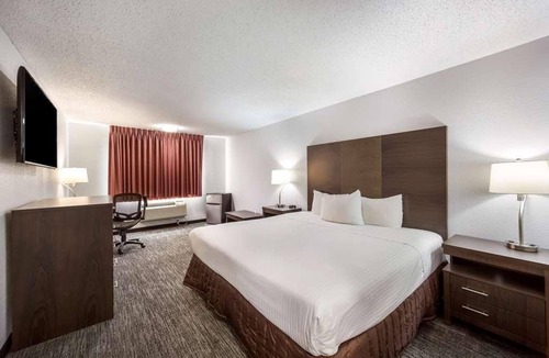 Grants Pass Hotel | An Adventure Awaits! Explore and Enjoy the Beauty of Grants Pass, Oregon!