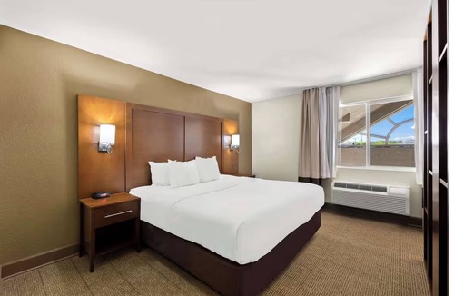 Layton Hotel | Antelope Island Launchpad | Wildlife Views & Whirlpool Warmth | Near Local Sites