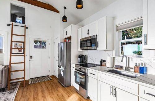 West End Apartment | Apartment ∙ 1 bedroom ∙ 2 guests