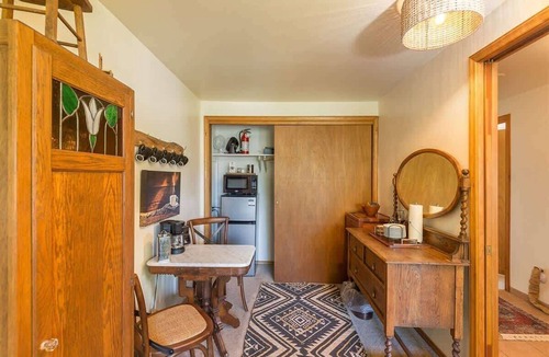 Sequim Apartment | Apartment Suite in the Heart of the City