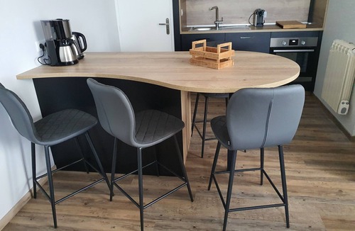 Beaune Apartment | Appartement standing climatisé pour 4 personnes