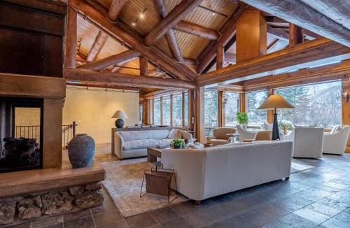 Hailey House | Apres Lodge 5 Bedroom