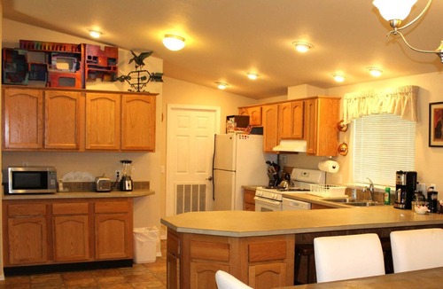Blue River House | Aqua Gardens Villa Guest House. A gated, private estate. Seclusion and privacy.