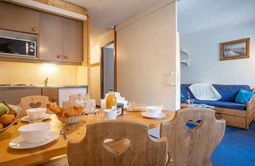 Val-Thorens Apartment | Arcelle 111 by Interhome
