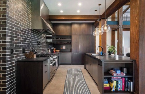 Cle Elum House | Architecturally-Stunning, Custom Cle Elum Luxury Retreat Main House + Guest House Sleeps 19