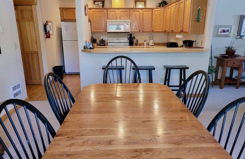 Winthrop House | Arctic Dream-Dog Friendly! Close to Downtown Winthrop and Ski Town Trailhead!