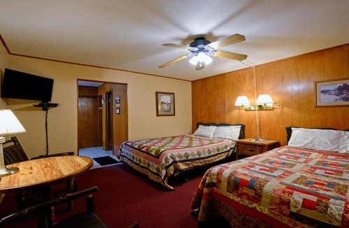 Red River House | Arrowhead 08