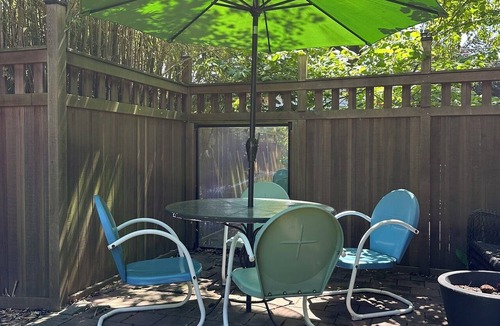 Ballard House | Artsy Ballard 2BD/2BA Craftsman - spacious, walkable, modern comfort