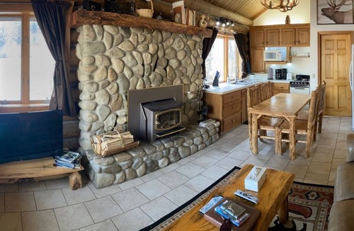 Darby Cabin | Aspen Cabin at Rye Creek Lodge