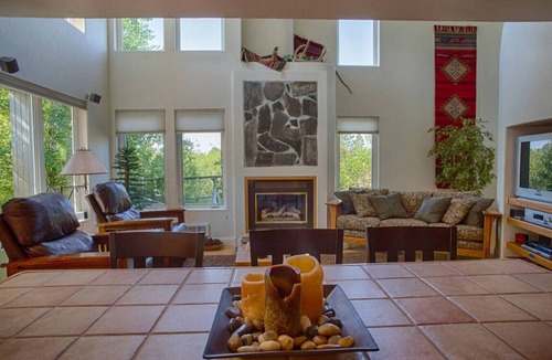 Driggs Villa | Aspen Grove Retreat: Fireplace, Balcony, Close to Grand Targhee