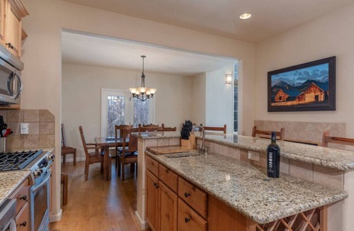Driggs House | Aspen Pointe Townhome on Ski Hill Road
