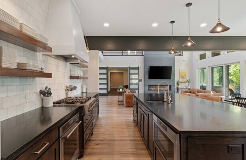 Ashton House | Aspen Shores Lodge | Sleeps 39, Luxury Estate, Private Lake, Hot Tub, & More!