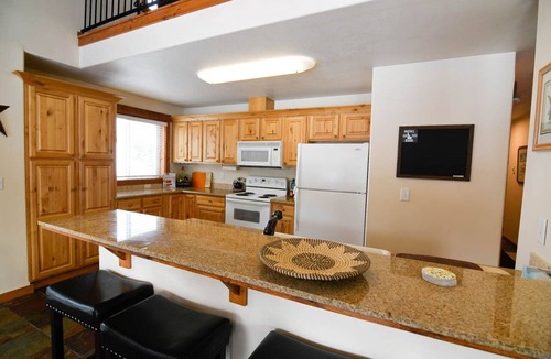 McCall Condo | Aspens Getaway Short walk to McCall Club & Beach Recently renovated with A/C .