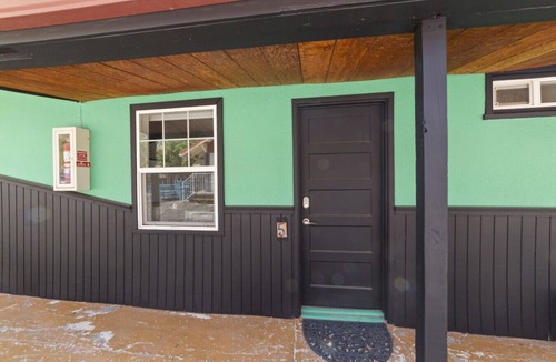 Moab Apartment | Atomic #5 I Downtown I Historic I Trailer Parking