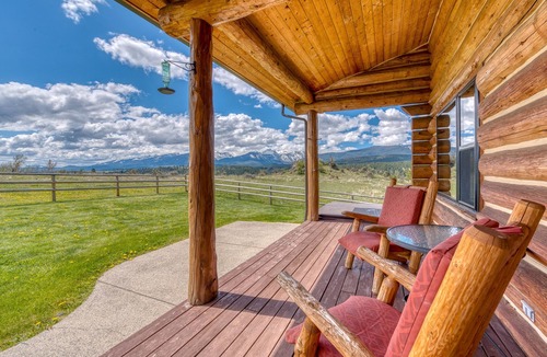 Grantsdale Cabin | Authentic Quaint Log Cabin on 2400 Private Acres w/Stellar Views & Hot Tub