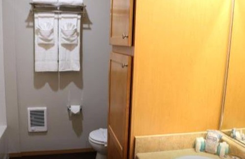 Airway Heights Apartment | Autumn Leaf Suites - Apartment, 1 Bedroom