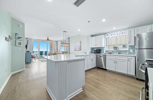Fort Morgan Apartment | Avalon 810 Beachfront Amazing Views Wrap Around Balcony Resort Amenities