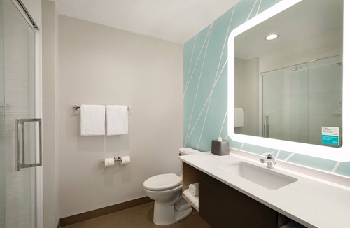 Sioux City Hotel | avid hotel Sioux City - Downtown by IHG