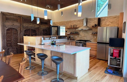 Sky Meadows Ranch Cabin | Award-Winning Modern Mountain Home · Big Stuart Range Views · EV · Love Dogs
