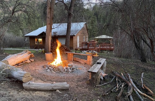 Garden Valley Cabin | Awesome Views of the Southfork Payette, Hot Tub and Room to Roam