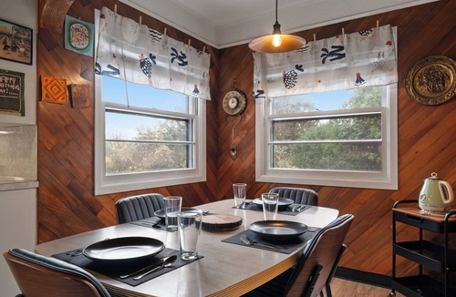 Starcrest House | Backyard Beauty & Bliss In Prime Location