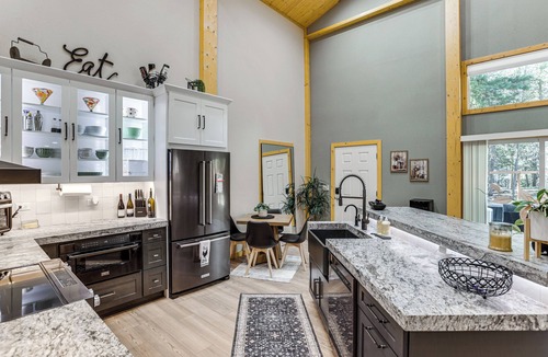 Three Rivers House | Barndo on 5 Acres Near Sunriver/Deschutes River