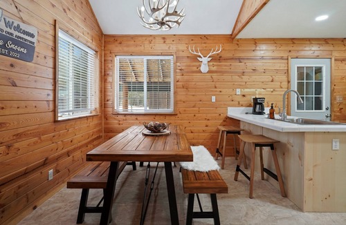 La Pine House | Basecamp - Cabin, Private Fenced Beauty! Detached Game Room, Darts, Basketball, Foosball
