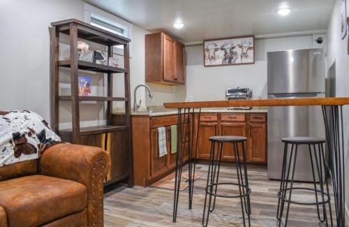 Twin Falls House | Basement apartment