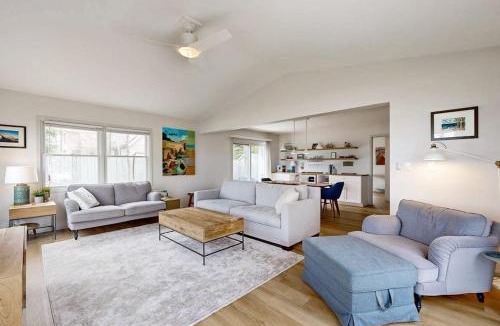 Suttons Bay House | Bay Getaway