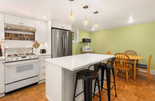 Whittier Heights House | Be a Seattlite in a Ballard neighborhood of single family homes.