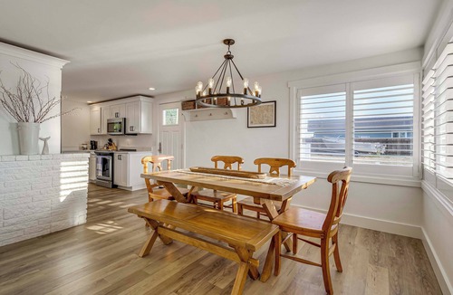 Lagoon Point House | Beach Access, Deck: Waterfront Whidbey Island Home