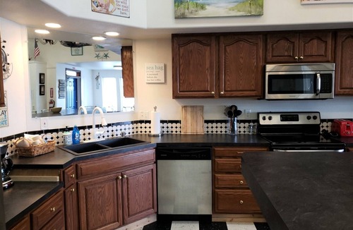 Ocean Shores House | Beach Bungalow-Right on Grand Canal