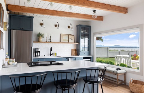 Lagoon Point Cottage | Beach Front Cottage in the Sun on Whidbey.