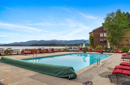 McCall Condo | Beach Life - Crystal Beach - Lakefront - Beach - Seasonal Pool