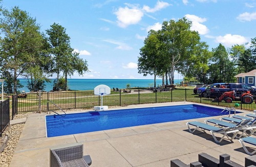 Lexington Cabin | Beachfront cottage #1 in Lexington with AC, shared Hot Tub & Pool on Lake Huron