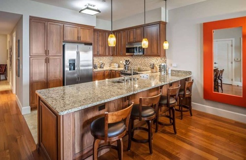 Sandpoint Condo | Beachfront Resort Escape Pool, Hot Tub Lake Views