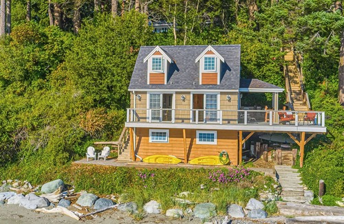 Point Roberts Apartment | Beachfront Studio w/Lovely Views, Private Patio