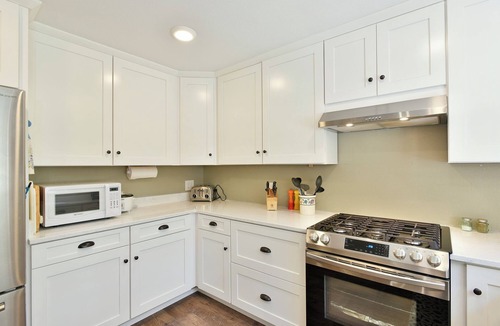 Dunsmuir House | Bear Creek Bungalow, Comfortable home for everyone