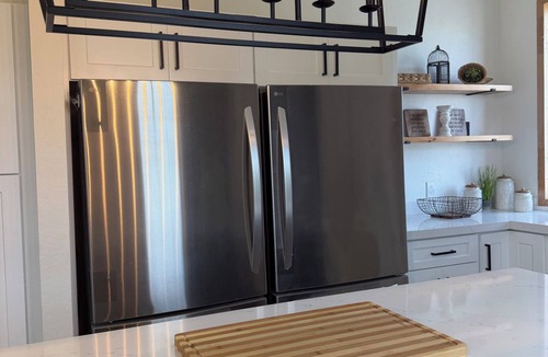 Paris House | Bear Lake Sleeps 39 Family Reunions, Group Gatherings, Corporate Retreats