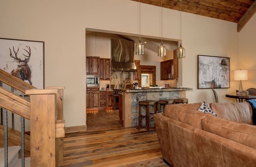 Big Sky Condo | Bear Paw Hideaway | Hot Tub, Views + Sleeps 15