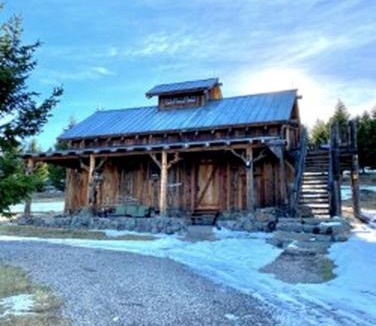 Virginia City House | Bear's Den in Ennis, Montana