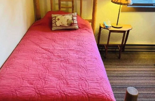 Wolf Creek Cabin | Beatiful, Cozy and Quaint Room