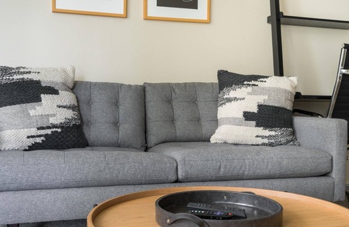 Mercer Island Apartment | Beautiful 2BR Place on Mercer Island + Pets OK