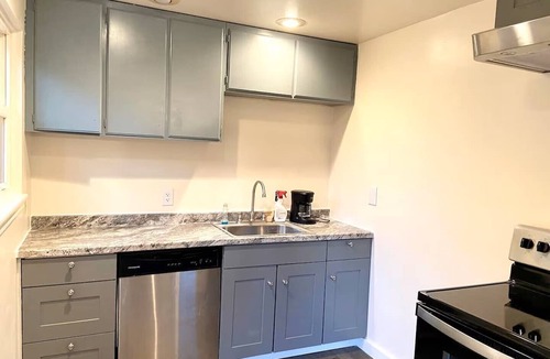 Alderwood Manor House | Beautiful 4-bedroom house in Lynnwood perfect for your getaway