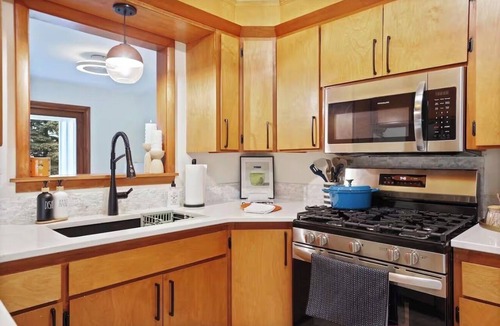 Frankenmuth House | Beautiful 4-bedroom country house 2 miles from Frankenmuth.