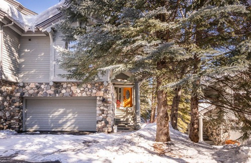 Elkhorn Village Condo | Beautiful 4 Bedroom condo on golf course in Sun Valley
